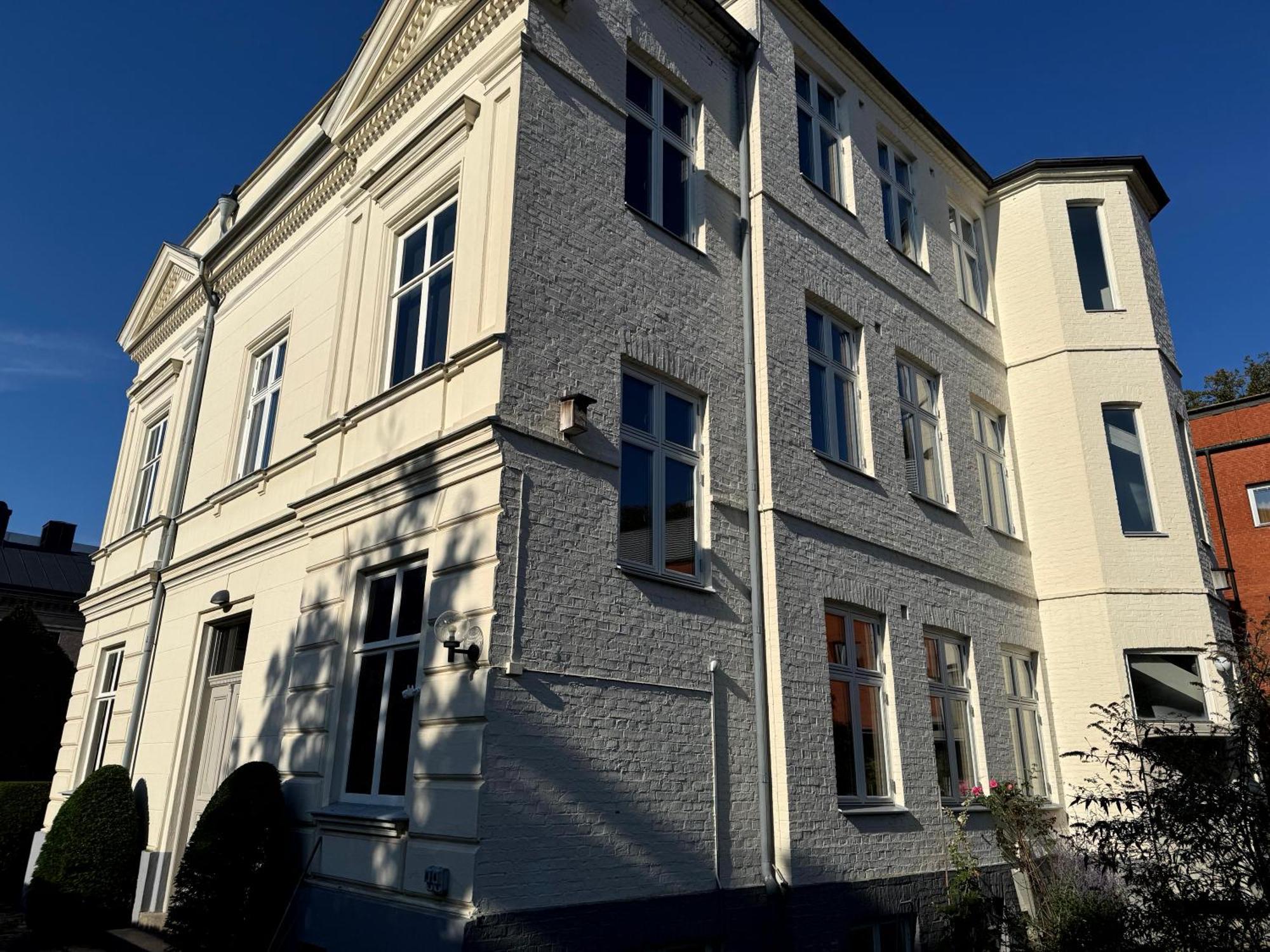The Embassy Διαμέρισμα Λουντ Εξωτερικό φωτογραφία
